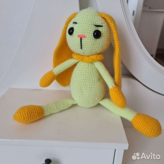 Вязаная зайка