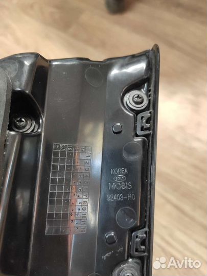 Фонарь левый внутренний Kia Rio 4 дорестайл