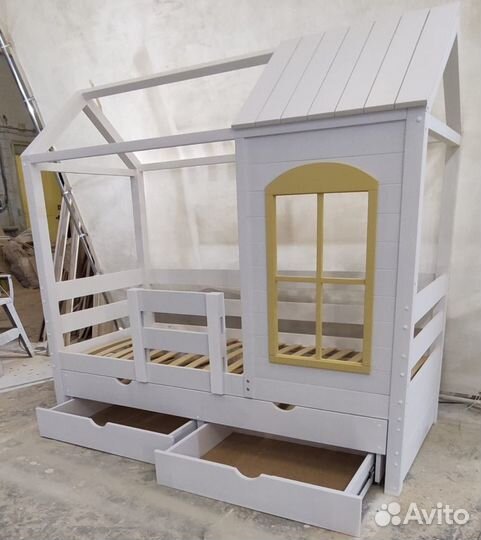 Эко кровать домик с выкатным спальным местом