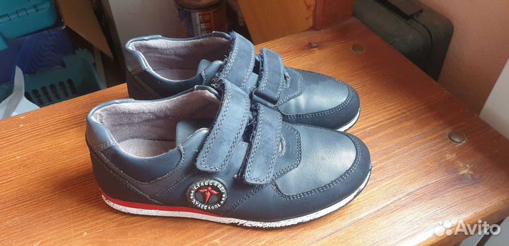 Ботинки р.32