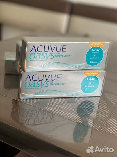 Контактные линзы Acuvue Oasys Hydra Luxe