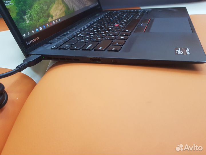 Ноутбук Lenovo X1 Carbon i5-5300\8Gb\256ssd\сенсор