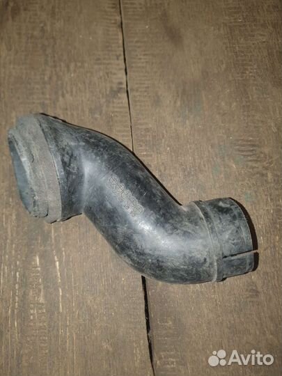 Воздухозаборник Mitsubishi Delica