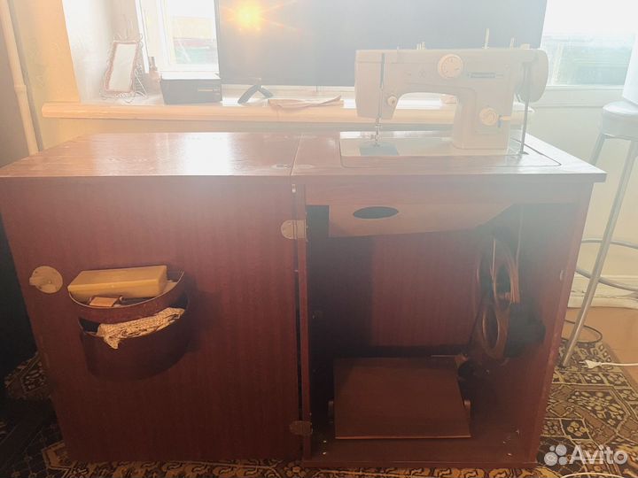 Швейная машинка подольск 142