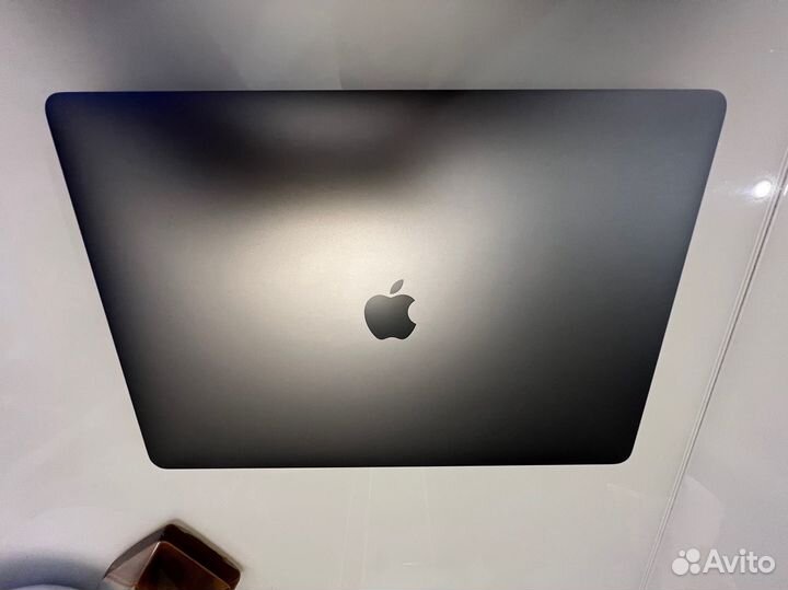 Apple Macbook pro 15, 2017