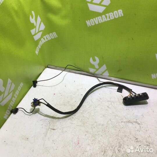 Выключатель Фиат Пунто 176