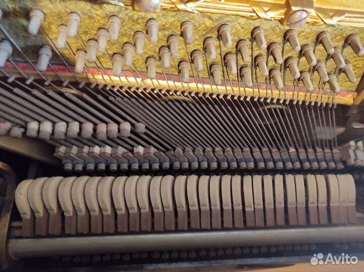 Антикварное пианино немецкое