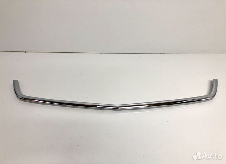 Молдинг решетки радиатора LADA Priora 2013-2018