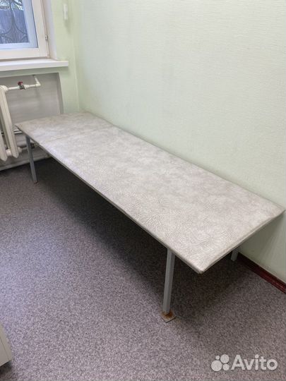 Кушетка медицинская