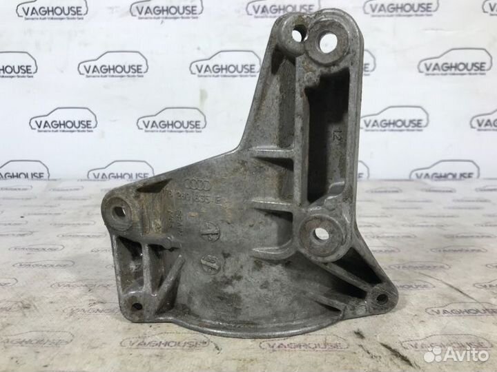 Кронштейн кондиционера Audi A6 C5 2.4 ARJ 1998