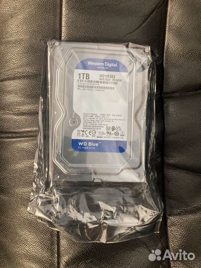 Жесткий диск Western Digital WD Blue 1TB WD10ezex