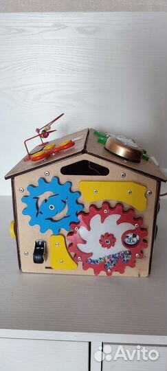 Бизиборд домик со светом