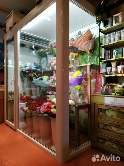 Холодильная камера для цветов 2х1