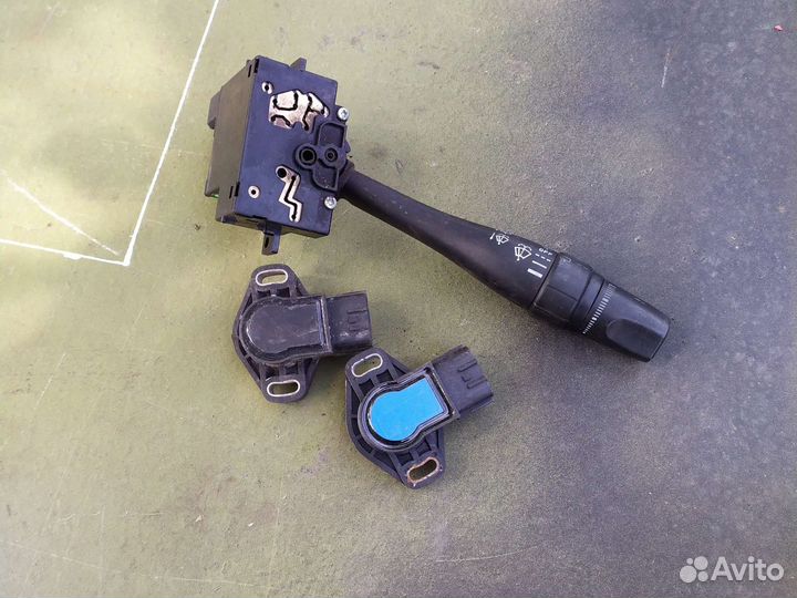 На Ниссан примера11