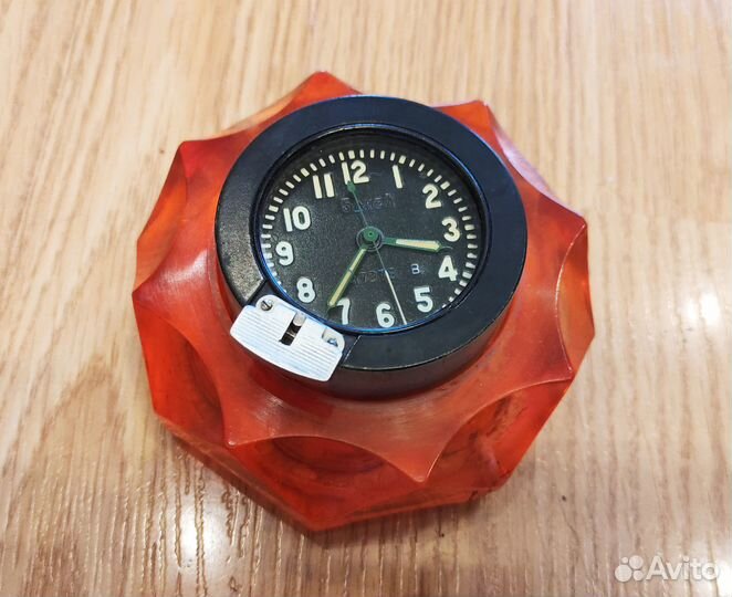 Танковые часы