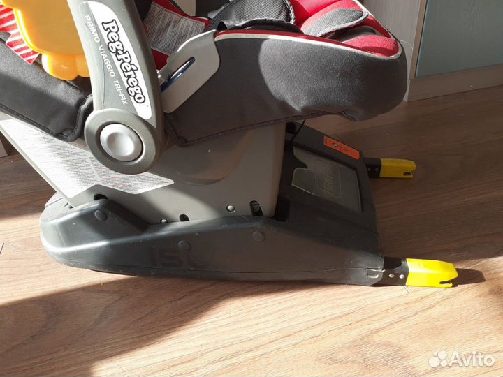 Автокресло PegPerego 0+ с базой isofix и шикарная
