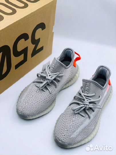 Кроссовки Adidas Yeezy Boost 350 серые р42