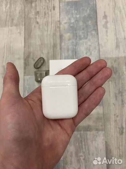 Airpods 2