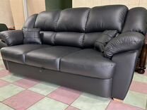 Шикарный кожаный диван. В идеальном состоянии
