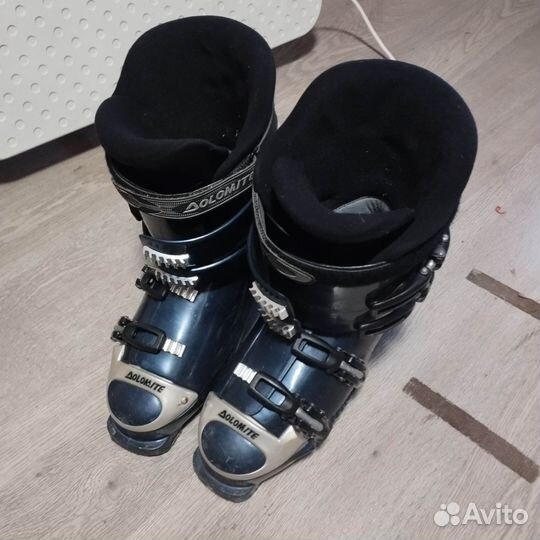 Ботики горнолыжные