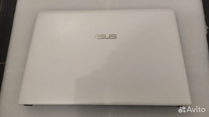Крышка Asus X301A в сборе с матрицей