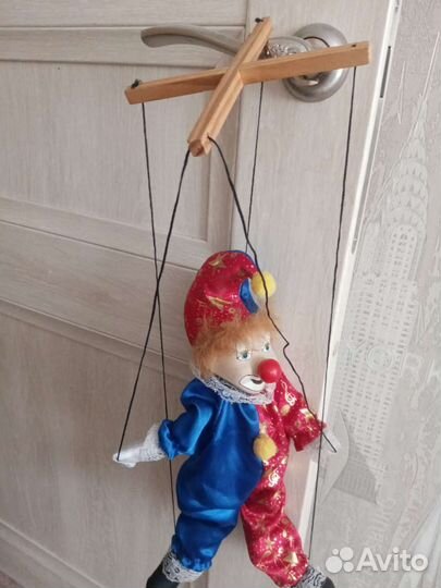 Кукла,игрушка,клоун на веревочках