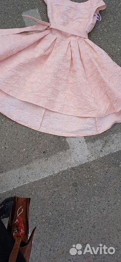 Котельное платье очен прелесное