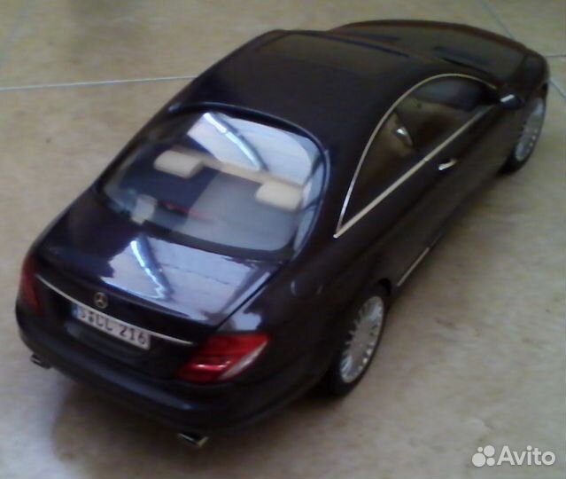 Масштаб 18 Mercedes Benz CL Coupe Autoart