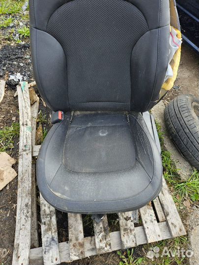 Сиденье водительское Hyundai ix35 2014