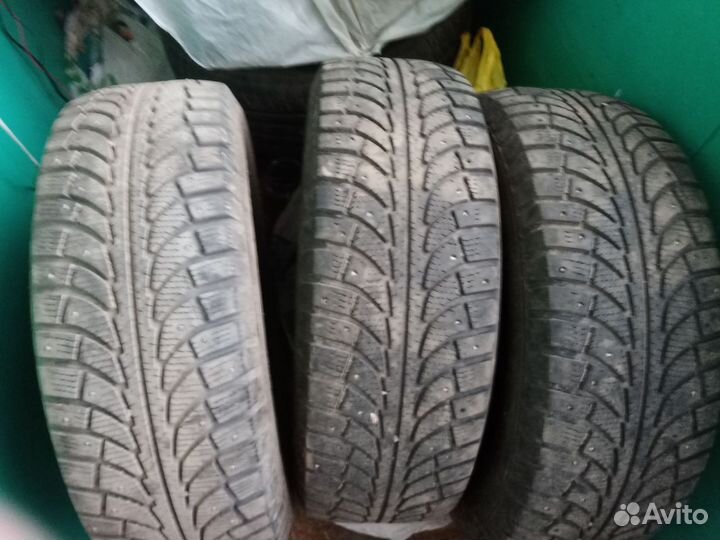 GT Radial Champiro IcePro SUV 235/65 R17 108T