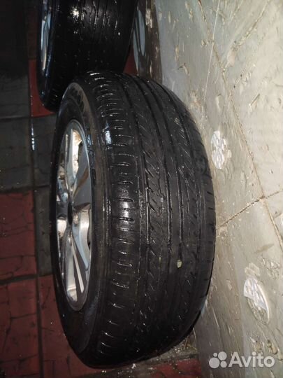 Колеса toyota isis r15(114.3) резина идеал