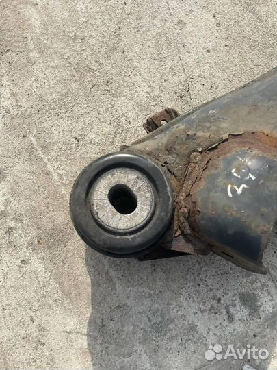 Подрамник передний 8E0399313BD