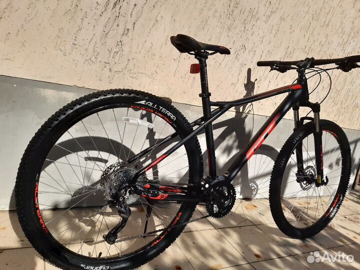 Gt avalanche sport 9r 29