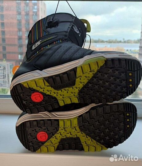 Сноубордические ботинки Burton Moto US 7