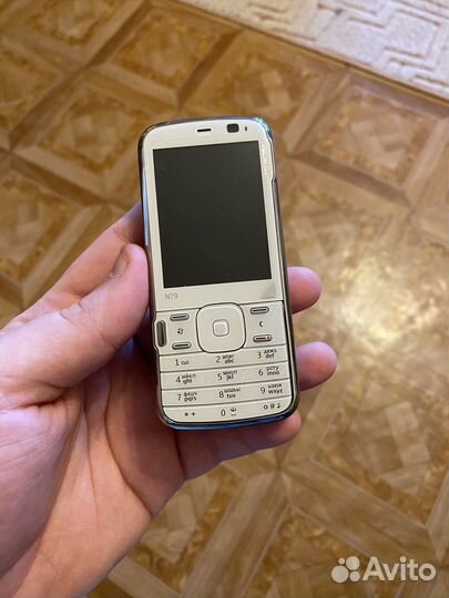 Nokia N79