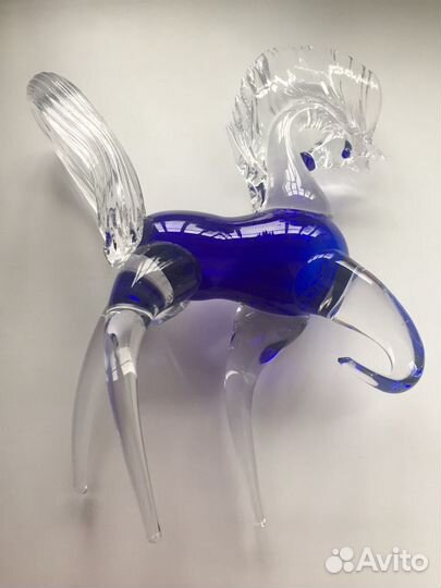 Конь хрустальный