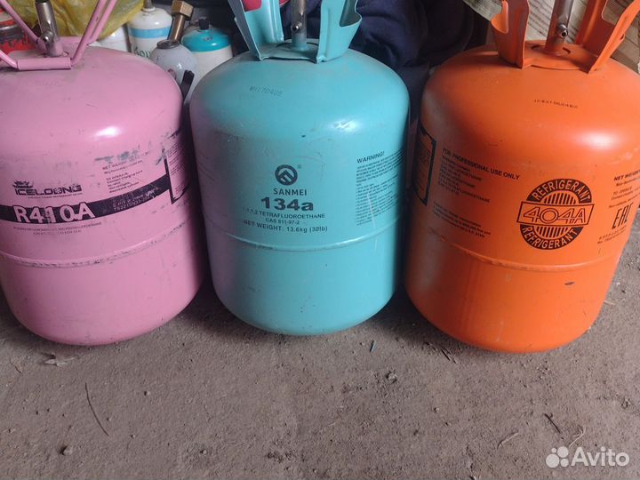 Баллоны из под фреона пустые