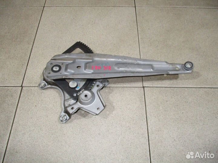 Стеклоподъемник задний правый Hyundai i20 (PB)