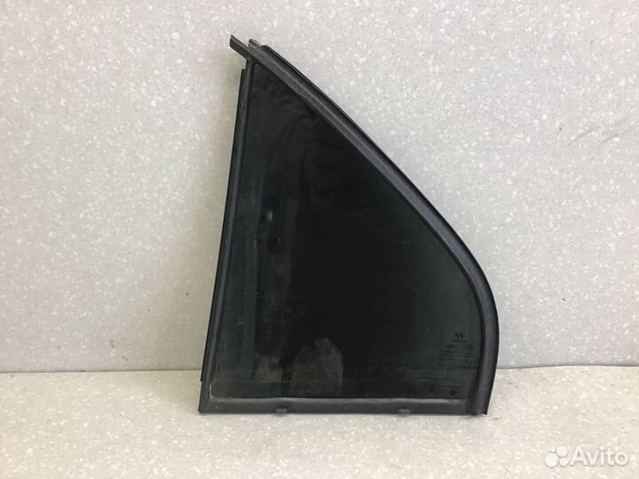 Стекло двери задней правой Hyundai Accent II (тага