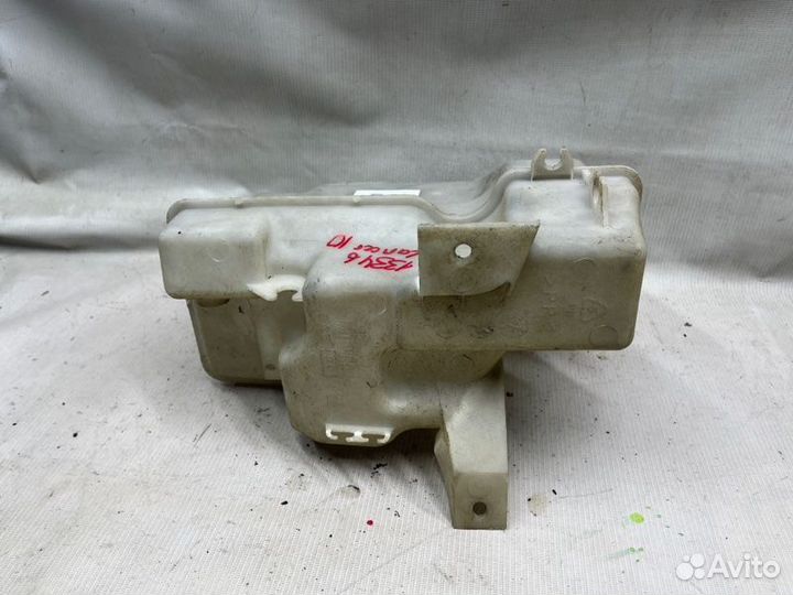 Бачок омывателя передний Mitsubishi Lancer 10