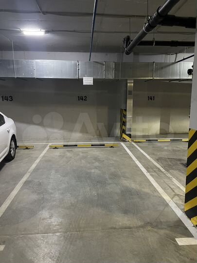 Машиноместо, 20 м²