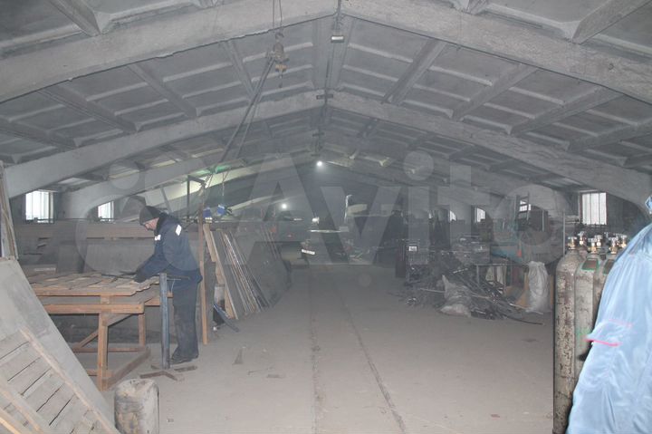 Произв. база, 1347 м² на 26 сот