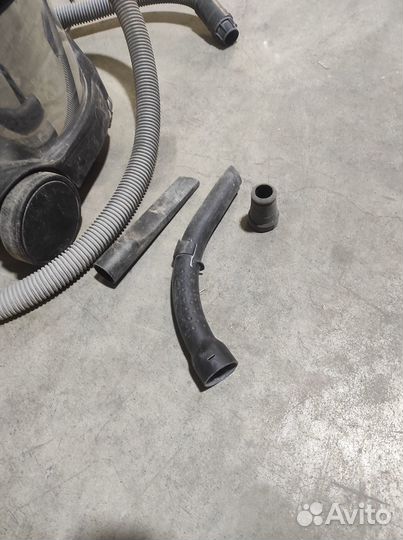 Строительный пылесос Makita VC2012L