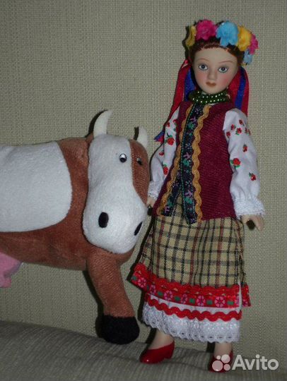 Коллекционные куклы в народных костюмах