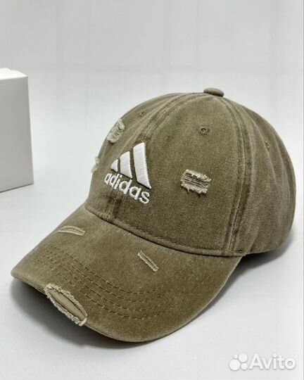 Кепка Adidas брендовая