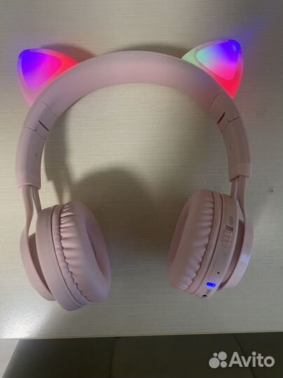 Беспроводные наушники KBT-100