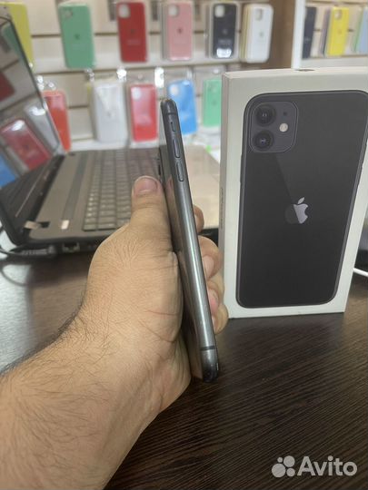iPhone 11, 128 ГБ