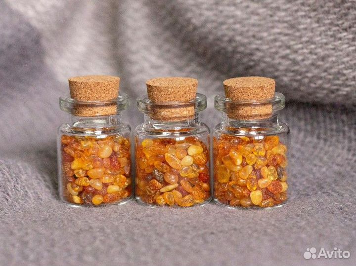 Янтарные бутылки сувенирные