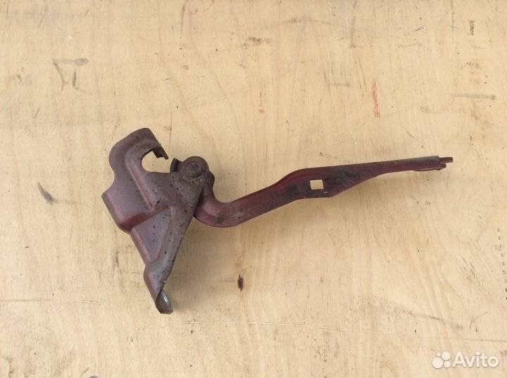 Петля капота правая левая Mazda CX-7 cx7 cx 7 сх7