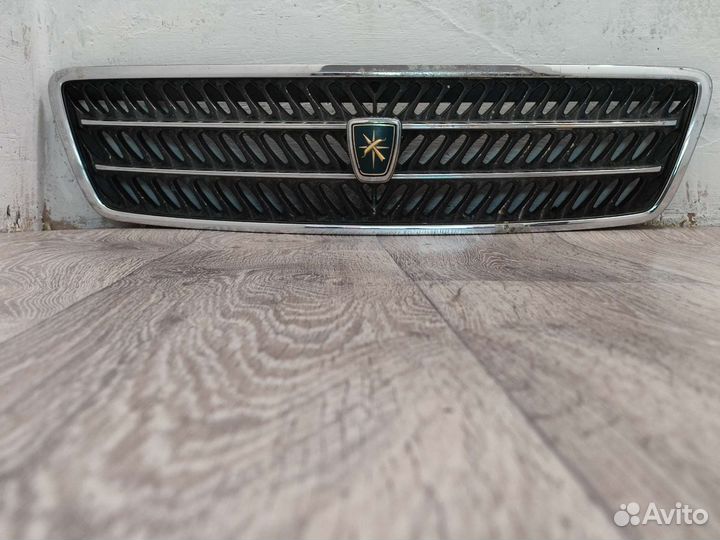 Продам решëтку тойота чайзер 100, 105 куз